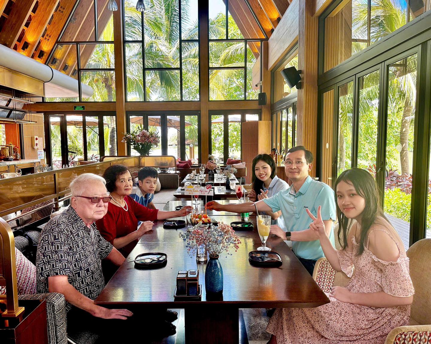The Island – Không gian ẩm thực đẳng cấp tại Biệt thự đảo Ecopark