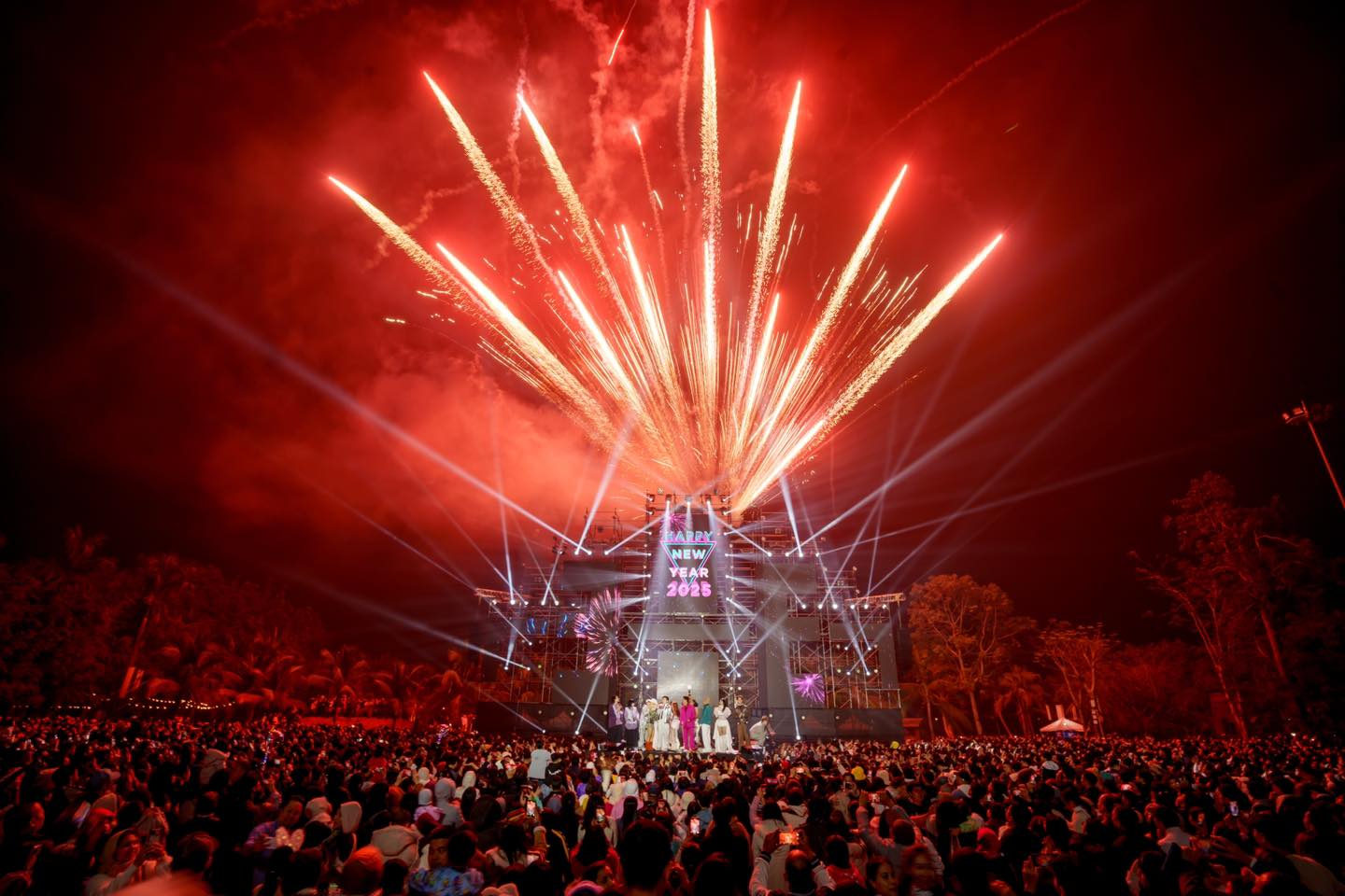 Có gì tại sự kiện Ecopark Countdown 2026