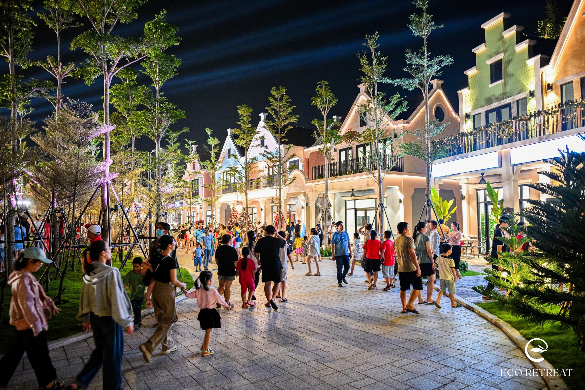 Eco Bazaar khai trương, thu hút gần 6.000 lượt khách tham quan và trải nghiệm