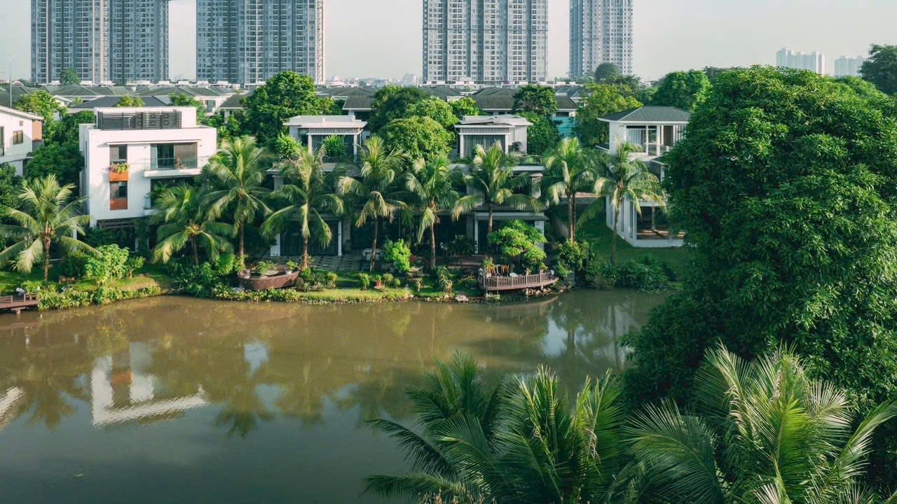 Cập nhật giá bán biệt thự đảo Ecopark, tốc độ tăng giá trong 5 năm qua